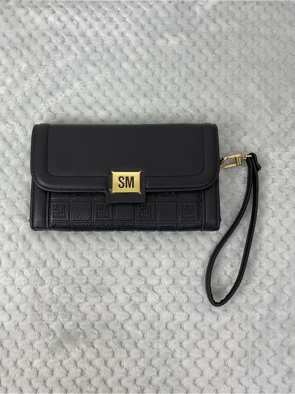 Steve Madden Black Logo Embossed Wristlet Wallet